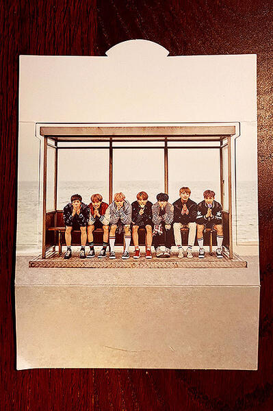 O!RUL8,2? ALBUM COVER